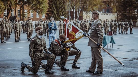 4 Warmińsko-Mazurskiej Brygada Obrony Terytorialnej otrzymała sztandar. Wręczono również medale "Pro Patria" oraz Krzyże Za Wybitne Zasługi dla Związku Kombatantów RP i BWP.