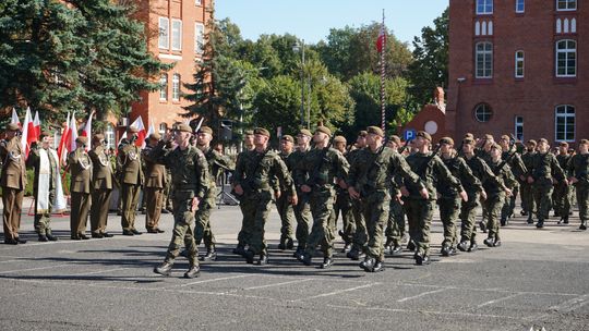 🎧Posłuchaj: 57 nowych terytorialsów złożyło przysięgę wojskową w Malborku.