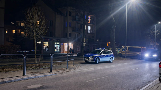 Atak na 24-latka w Malborku. Policja wciąż szuka sprawcy.