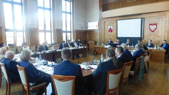 Burzliwe wybory do Komisji Stałych Rady Miasta Malborka