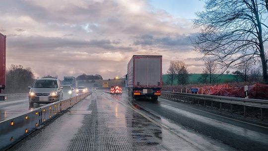  „Bus & Truck (SENT)”. Policjanci kontrolują ciężarówki w powiecie nowodworskim