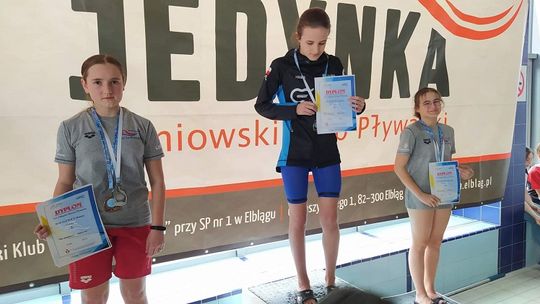 Czternaście medali MAL WOPR na Elbląskiej Wiośnie Pływackiej