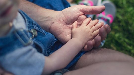 Do 9 stycznia rodzice mogą korzystać z dodatkowego zasiłku opiekuńczego