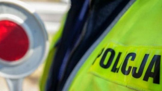 Dzierzgoń. Mimo sądowego zakazu prowadzenia pojazdów 36-latek ponownie wsiadł za kierownicę.