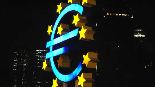 Euro: fundament europejskiej gospodarki czy źródło napięć?
