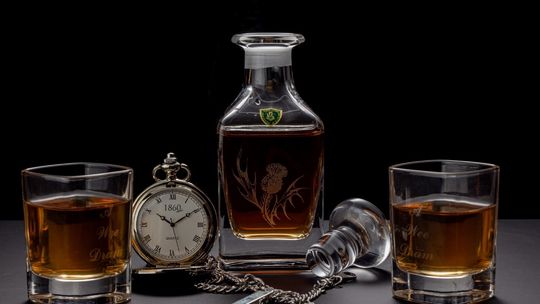 Fakty o szkockiej whisky! Poznaj jej historię!