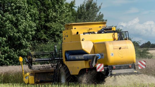 Jak dobrać kombajn zbożowy do wielkości gospodarstwa?