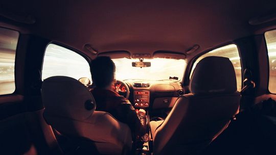Jedziesz na urlop autostradą A2 lub A4? Pomorska KAS przypomina - pamiętaj o e-TOLL