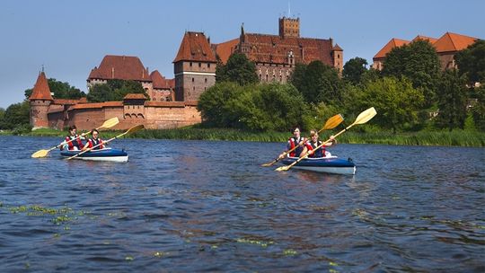 „Kajakiem przez Malbork”, czyli VI Malborski Maraton Kajakowy 12h oraz wyścigi SUP. 
