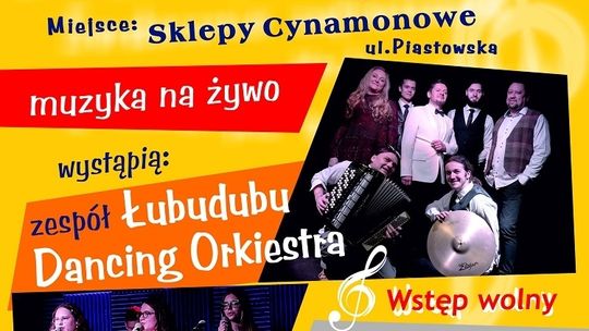 Koncert "Muzyka Łączy Pokolenia" w malborskich Sklepach Cynamonowych.