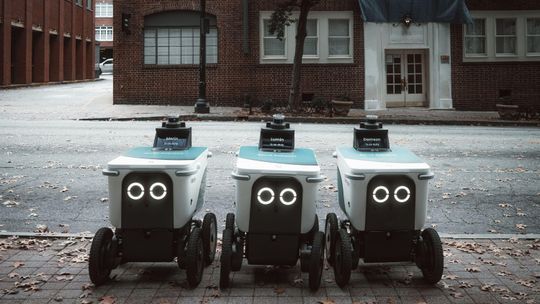 Kupno, leasing czy wynajem robota? Który model finansowania wybrać dla firmy?