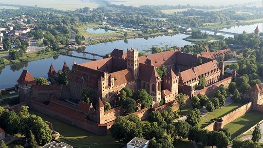 Malbork bohaterem programu podróżniczego - premiera 5 listopada