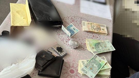 Malbork. Dzielnicowi zatrzymali 36-latka, który posiadał znaczną ilość amfetaminy.