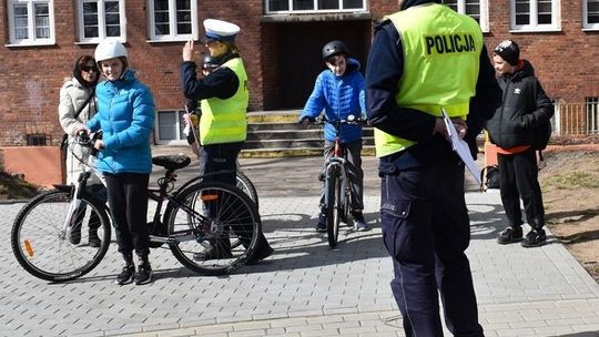 Malbork. Jak przygotować swój rower do bezpiecznej jazdy i zabezpieczyć go przed kradzieżą.