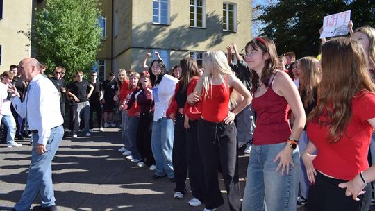 Malbork. Otrzęsiny klas pierwszych w Technikum nr 3
