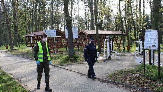 Malbork. Policjanci dbają o bezpieczeństwo podczas majówki