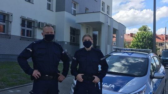 Malbork. Rodzice wieźli syna do szpitala. Pomogli policjanci