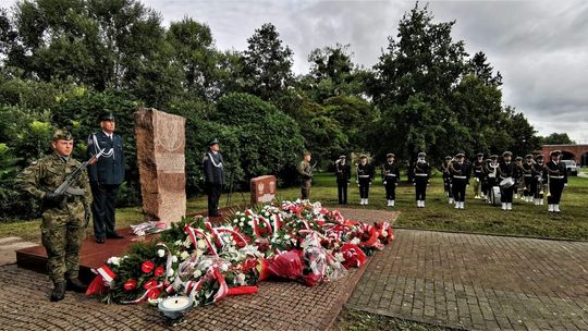 Malbork/ Szymankowo/ Tczew. Uroczystości z okazji 83. Rocznicy Wybuchu II Wojny Światowej. 
