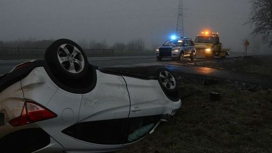 Malbork. Trudne warunki na drogach – Policja apeluje o ostrożność!