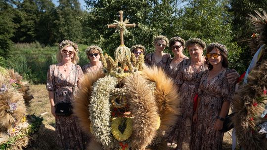 Pomorze. Można już wysyłać zgłoszenia na najpiękniejszy wieniec dożynkowy.