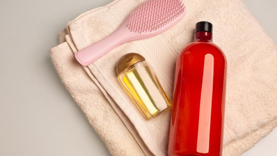 Naturalne kosmetyki do włosów ? dlaczego warto je stosować?