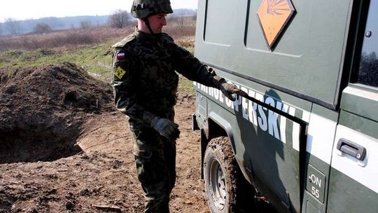 Niebezpieczne znalezisko na terenie budowy w Malborku - saperzy usunęli 6 pocisków artyleryjskich