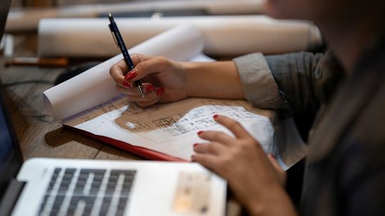 Orły Prawa: Opinie w Internecie a praca prawnika