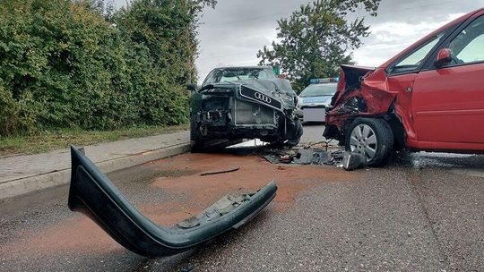 Policjanci pracowali na miejscu wypadków w powiecie sztumskim.