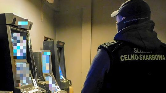 Pomorze. Koniec gry - nielegalne automaty pod kontrolą KAS.