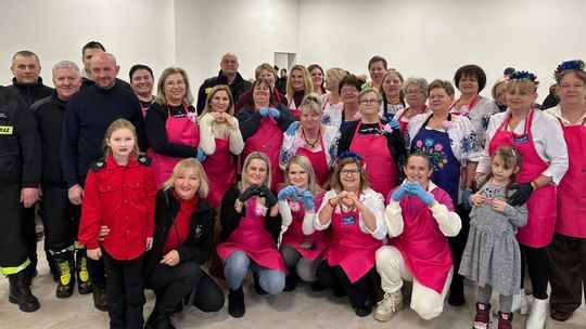 Ponad 18 tysięcy złotych dla Zosi Lewandowskiej. Szalone Mamuśki zorganizowały kulig i festyn pełne dobra.