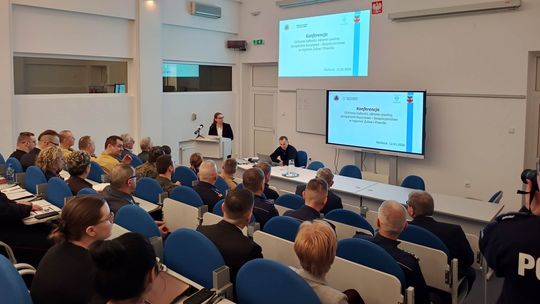 🎧Posłuchaj: Bezpieczeństwo Powiśla i Żuław tematem wczorajszej konferencji Starostwa Powiatowego.