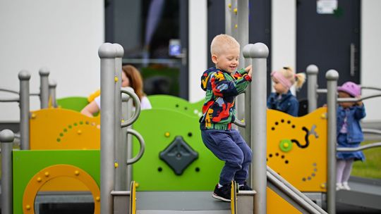 🎧Posłuchaj: Filia żłobka miejskiego „Szarotka” będzie miała nowy plac zabaw.