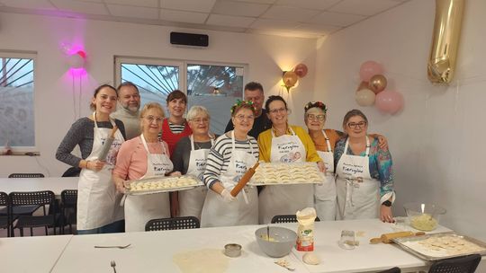 🎧Posłuchaj:  I Maraton Lepienia Pierogów dla Zosi Lewandowskiej został wydłużony o 12 godzin.