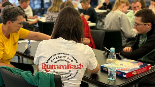 🎧Posłuchaj: II Mistrzostwa Malborka o Puchar Burmistrza w Rummikubie za nami. 87 graczy i wielkie emocje.