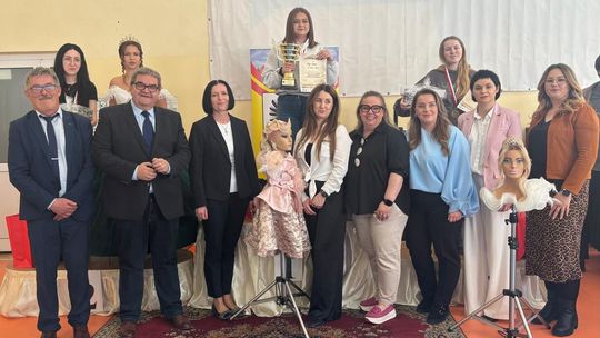 🎧Posłuchaj: Księżniczki na balu – młodzi fryzjerzy rywalizowali o Puchar Starosty Malborskiego.