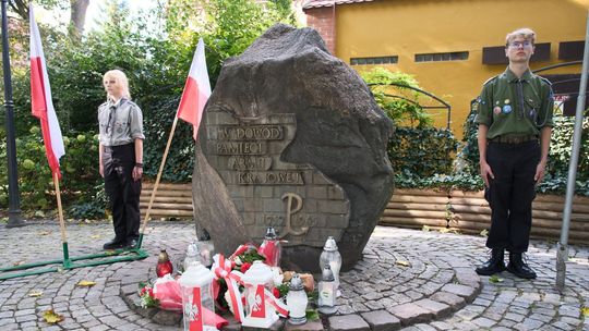 🎧Posłuchaj: Malbork uczcił Dzień Polskiego Państwa Podziemnego.