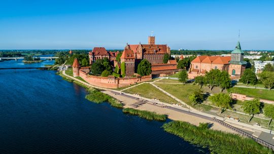 🎧Posłuchaj: Malbork z I nagrodą za rewitalizację Bulwaru im. Macieja Kilarskiego.