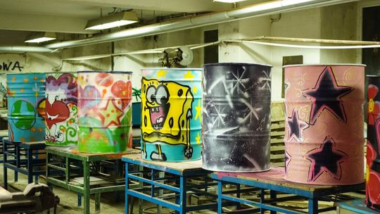 🎧Posłuchaj: Miliony Monet dla Zosi: kolorowe beczki stanęły już w mieście. Sprawdź ich lokalizacje!