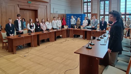 🎧Posłuchaj: Młodzieżowa Rada Miasta Malborka rozpoczęła nową kadencję.
