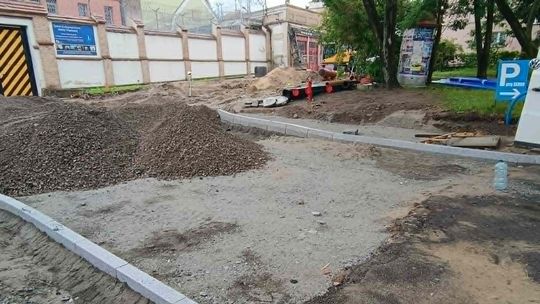 🎧Posłuchaj:  Prace na Starym Mieście postępują. Priorytetem skrzyżowanie Piłsudskiego i Sierakowskich.