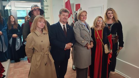 🎧Posłuchaj: Ratusz Staromiejski w Malborku znów otwarty. Po ponad dwóch latach zakończono remont.