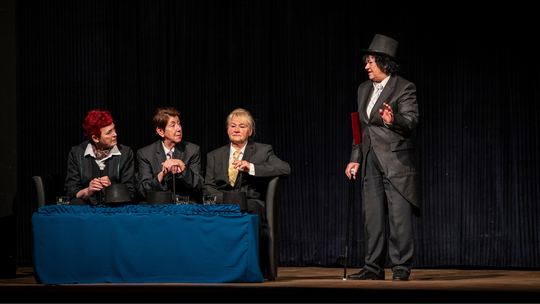 🎧Posłuchaj: Teatr Zryw wraca do „Ptaka”. Spektakl ponownie na scenie w Malborku.