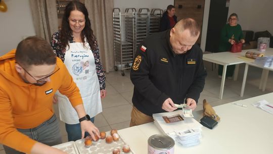 🎧Posłuchaj: Trwa Pierwszy Malborski Maraton Smażenia Pączków dla Zosi Lewandowskiej.