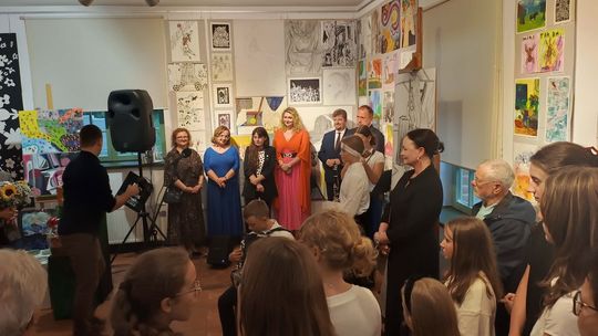 🎧Posłuchaj: Za nami doroczny wernisaż Powiatowego Ogniska Plastycznego w Malborku.