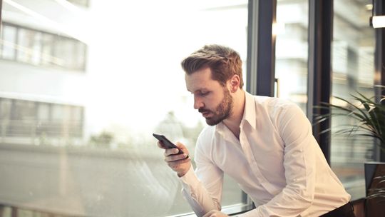 Poznaj objawy zużytej baterii w smartfonie
