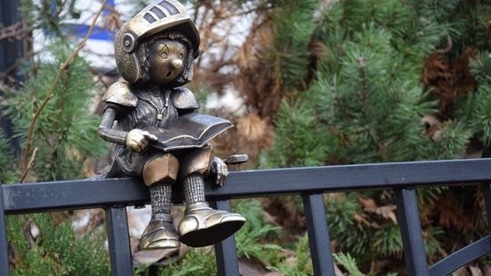 Skradziono figurkę Marianka sprzed Muzeum Miasta Malborka. Burmistrz wyznaczył nagrodę