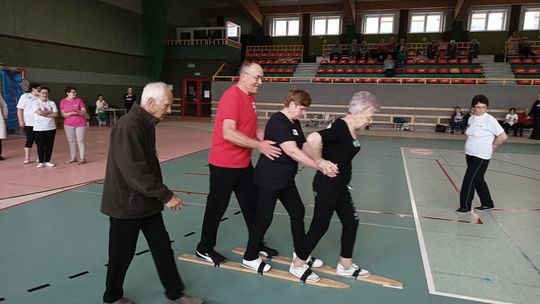 Spartakiada Seniorów podczas ostatniego dnia Malborskich Wiosennych Dni Seniora.