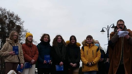Sukcesy artystyczne młodzieży I Liceum Ogólnokształcącego im. Henryka Sienkiewicza pod kierunkiem Marii Seibert.