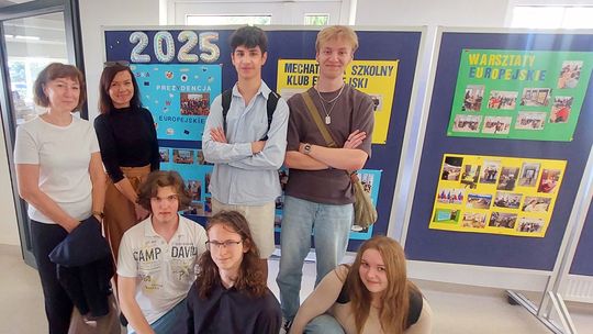 Szkolny Klub Europejski z Technikum nr 3 z wizytą w Rusocinie