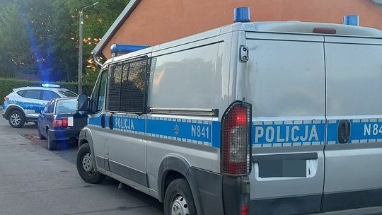 Sztumscy policjanci zatrzymali pijanego kierowcę z dożywotnim zakazem prowadzenia pojazdów